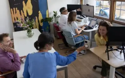 Waarom heten jullie Bureau dinsdag?