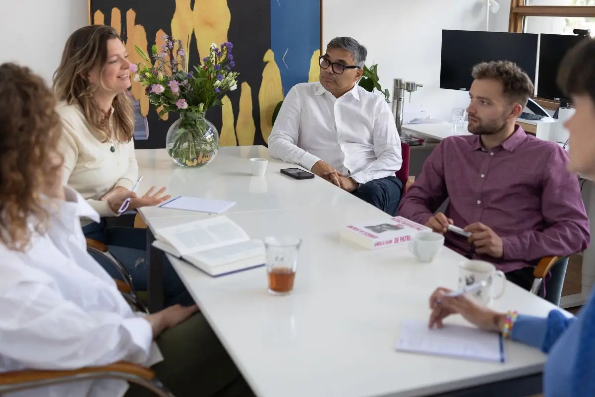 marketing low-23 Ondersteuning bij de opvolging van kwesties met (mogelijk) grensoverschrijdend gedrag.