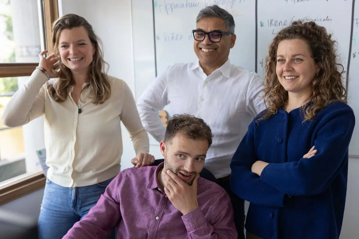 Werken bij bureau Dinsdag Bureau Dinsdag is een jong bureau, met jarenlange ervaring en heeft ambitie.